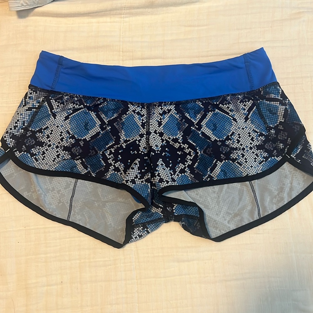 Snake print Lululemon speed shorts